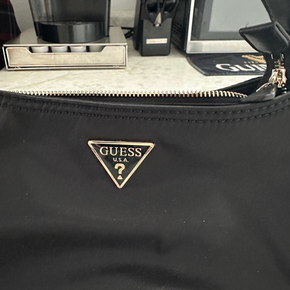Guess Black Shoulder Bag - Picture 3 of 12